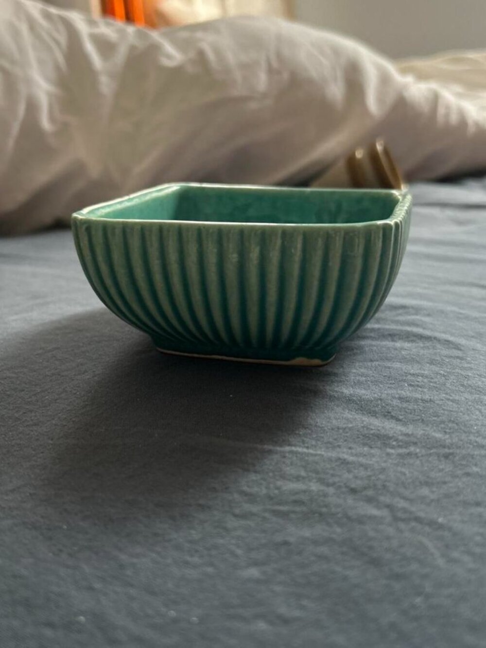 Small Vintage Sea Green Trinket Dish/ Candy Dish/ Planter - Picture 3 of 3